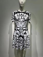 2024 New Arrival Summer White Jacquard Leopard Pattern Slim Fit Bandage Dress with Round Neck Style Commuting Big Swing Knitted